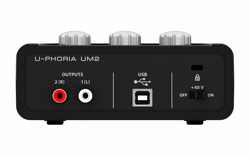 Behringer UM2 внешняя звуковая карта (звуковой интерфейс) USB20 2 вх/2 вых канала