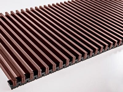 Решетка Techno 350-3000, цвет - коричневый RAL 8017, на полимерной основе