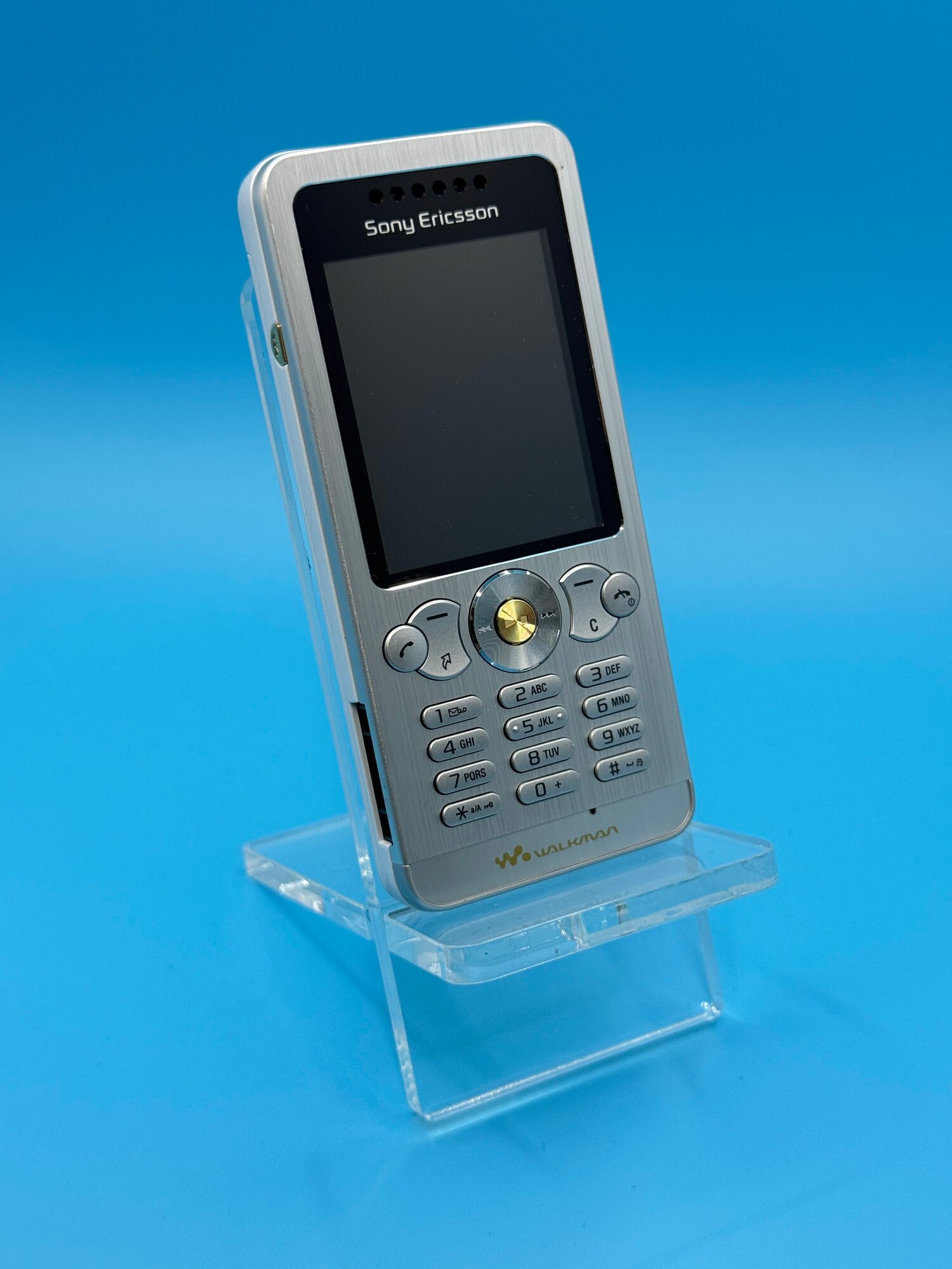 Мобильный телефон Sony Ericsson W302