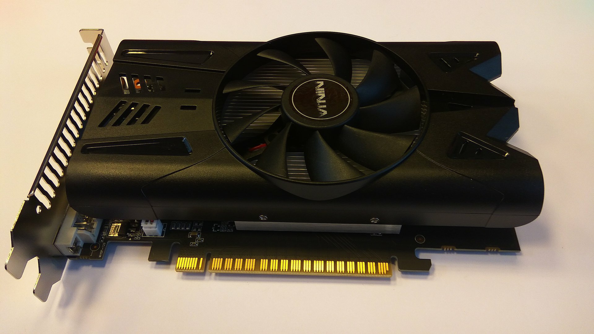 Видеокарта SINOTEX NH75NP025F, GTX750 PCIE (512SP) 2G 128BIT GDDR5 (DVI+HDMI+CRT)