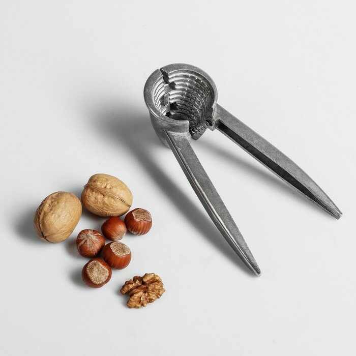 фото Орехокол "Ретро", алюминиевый, 18 см