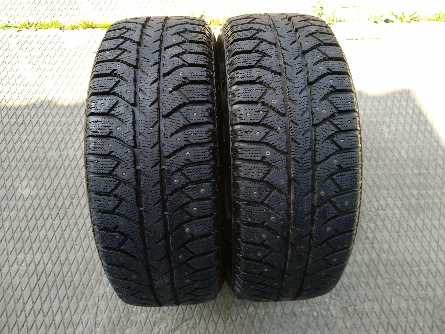 Шины Bridgestone Ice Cruiser 7000S 205/55 R16 91T БУ Зимние шипованные Износ 10% арт.51528