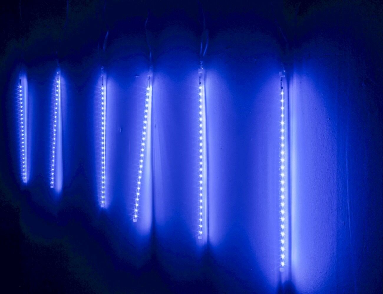 Светодиодная гирлянда Тающие Сосульки 6*0.46 м, 120 синих LED ламп, прозрачный ПВХ, 5 м, IP44, SNOWHOUSE MTTB120B-46-5V