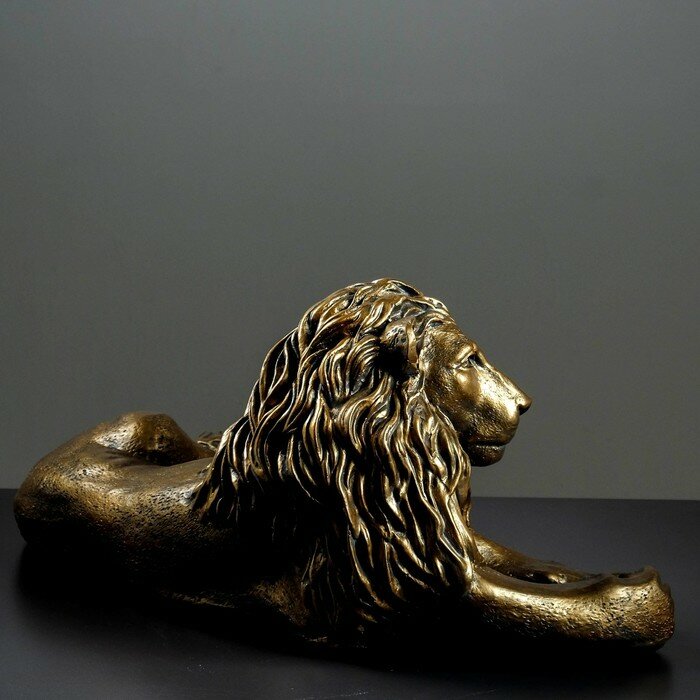 Хорошие сувениры Фигура "Лев на отдыхе" левый, золото, 70х35х25см - фотография № 2
