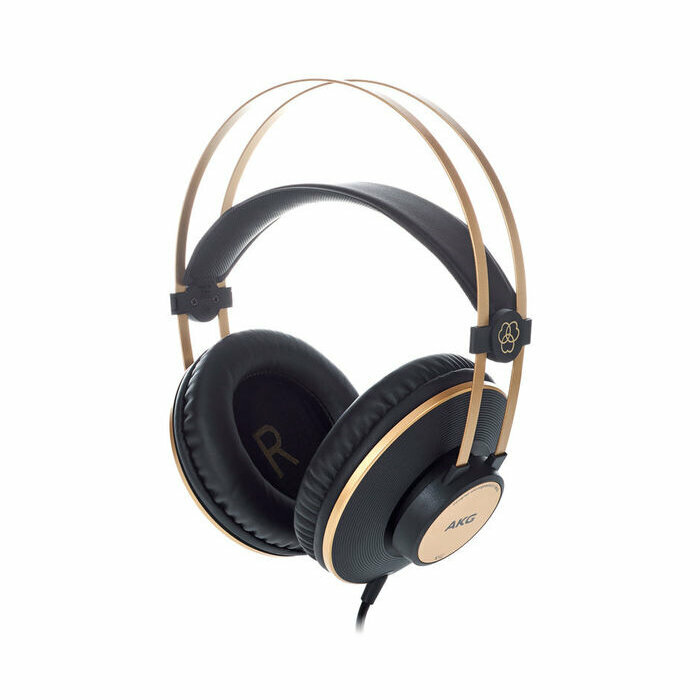 AKG K92 наушники закрытые, 16-22000Гц, 32Ом, кабель 3м