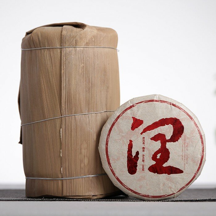 Китайский выдержанный чай "Шу Пуэр", 100 г, 2018 г, Юннань, блин - фотография № 1