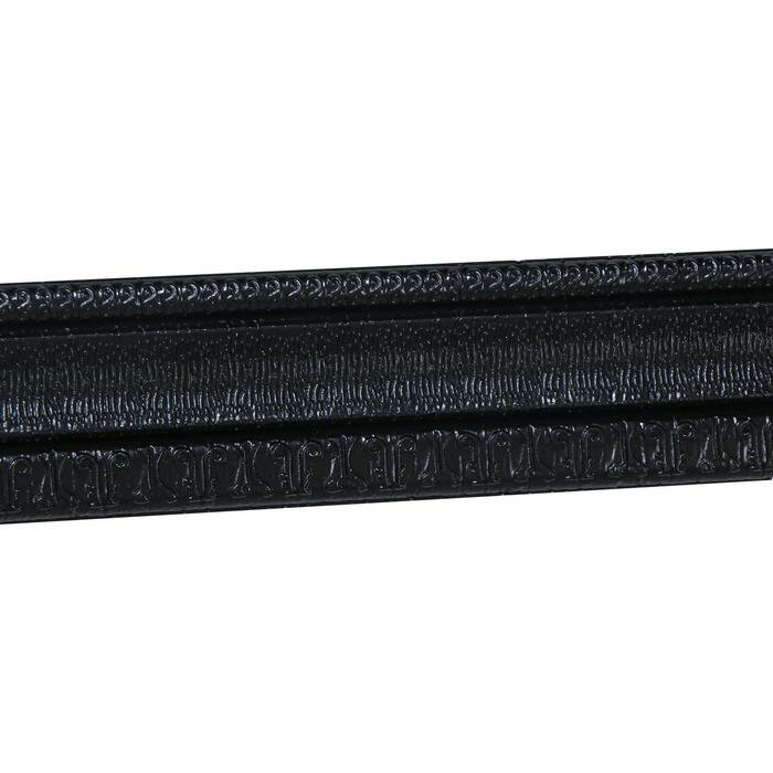 Самоклеящийся ПВХ плинтус 3D черный текстура, 2,3м - фотография № 1