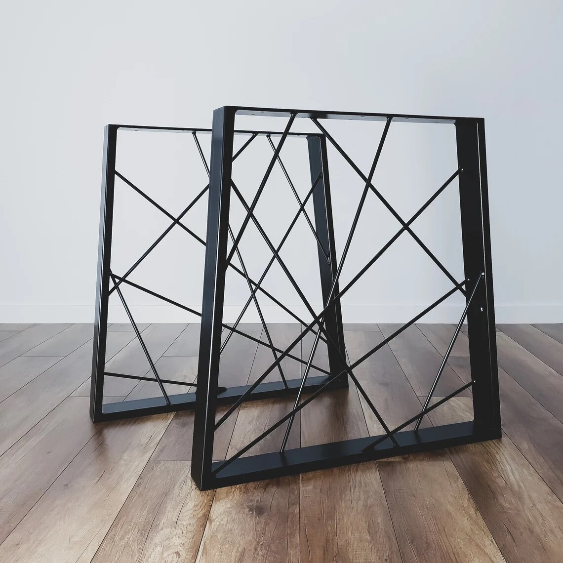 Подстолье/опора из металла для стола в стиле Лофт Трапеция (2 штуки) - фотография № 1