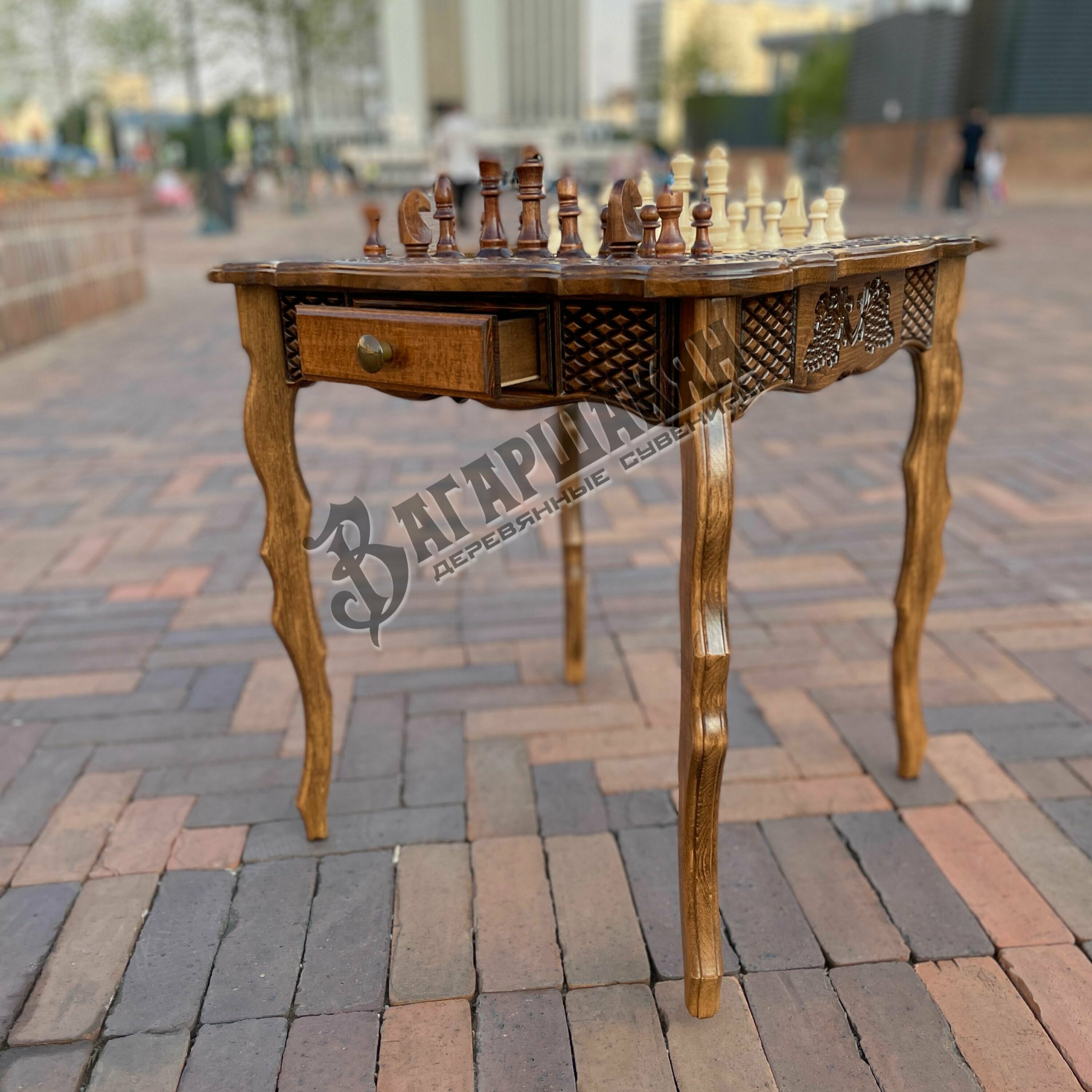 Шахматный столик 60на60 - фотография № 4