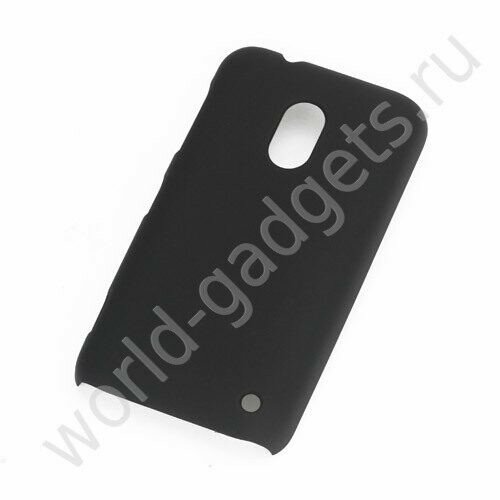 Пластиковый чехол для Nokia Lumia 620 (черный)
