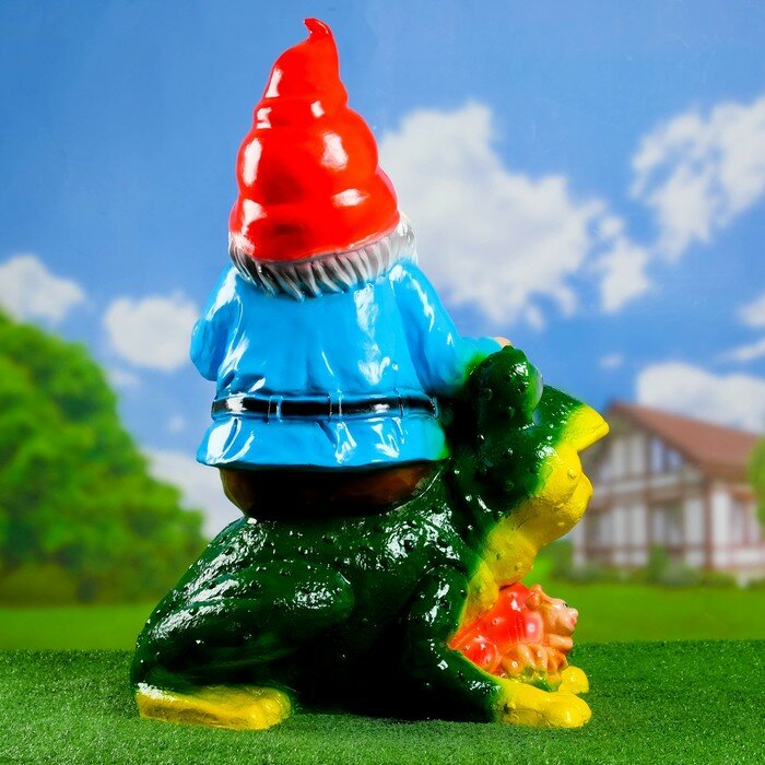 Хорошие сувениры Садовая фигура "Гном на жабе" 46х34х70см - фотография № 3