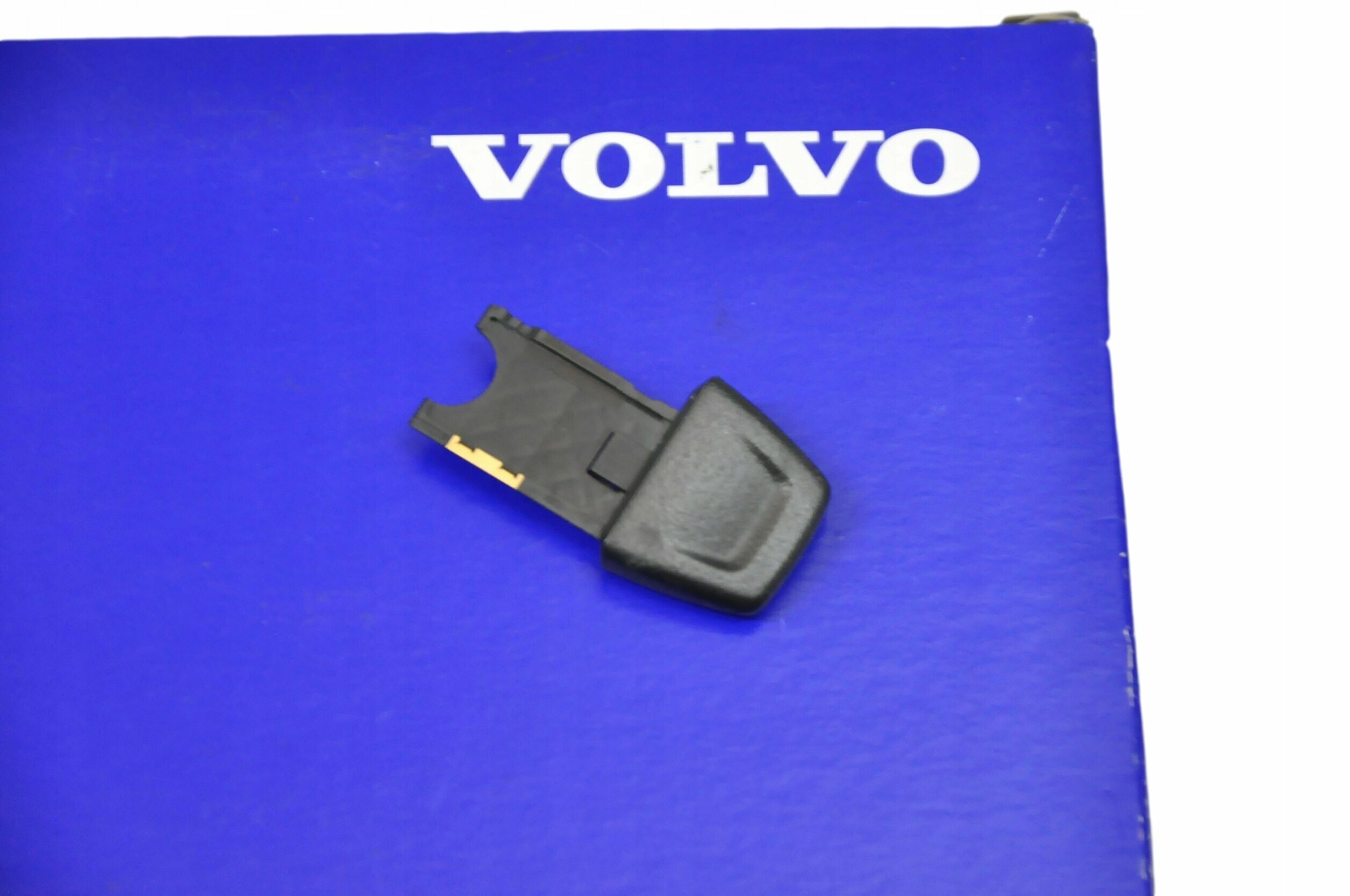 Кронштейн крепления для Volvo C30 C30 Electric C70 (06-) S40 (04-) S60 (11-) S80 (07-) V50 V60 V70 (08-) XC60 XC70 (08-)