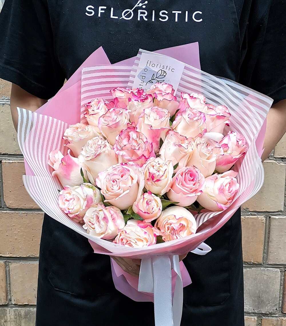 Букет роз Кения нежно-розовая 25 шт 40 см