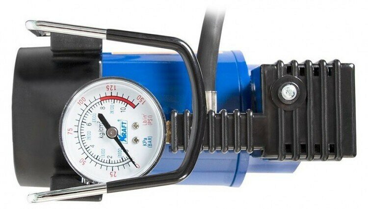 фото Компрессор (35 л/мин) 7 Атм "KRAFT" Eco (3 насадки)