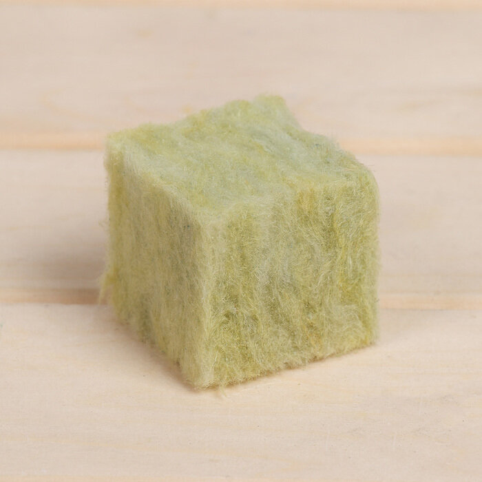 Субстрат минераловатный в кубике, 4 × 4 × 4 см, «Эковер» (100 шт) - фотография № 1