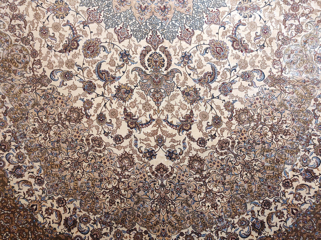 Ковер 2.5х3.5 коричневый с бежевым, иранский, мягкий шелк - фотография № 6