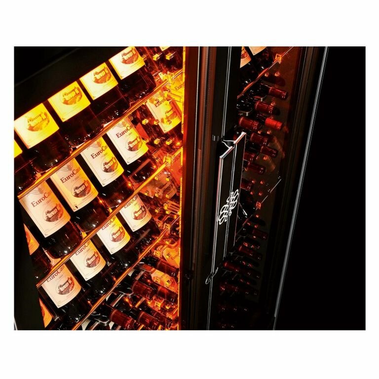 Витрина для хранения вина EuroCave 9180V - фотография № 4