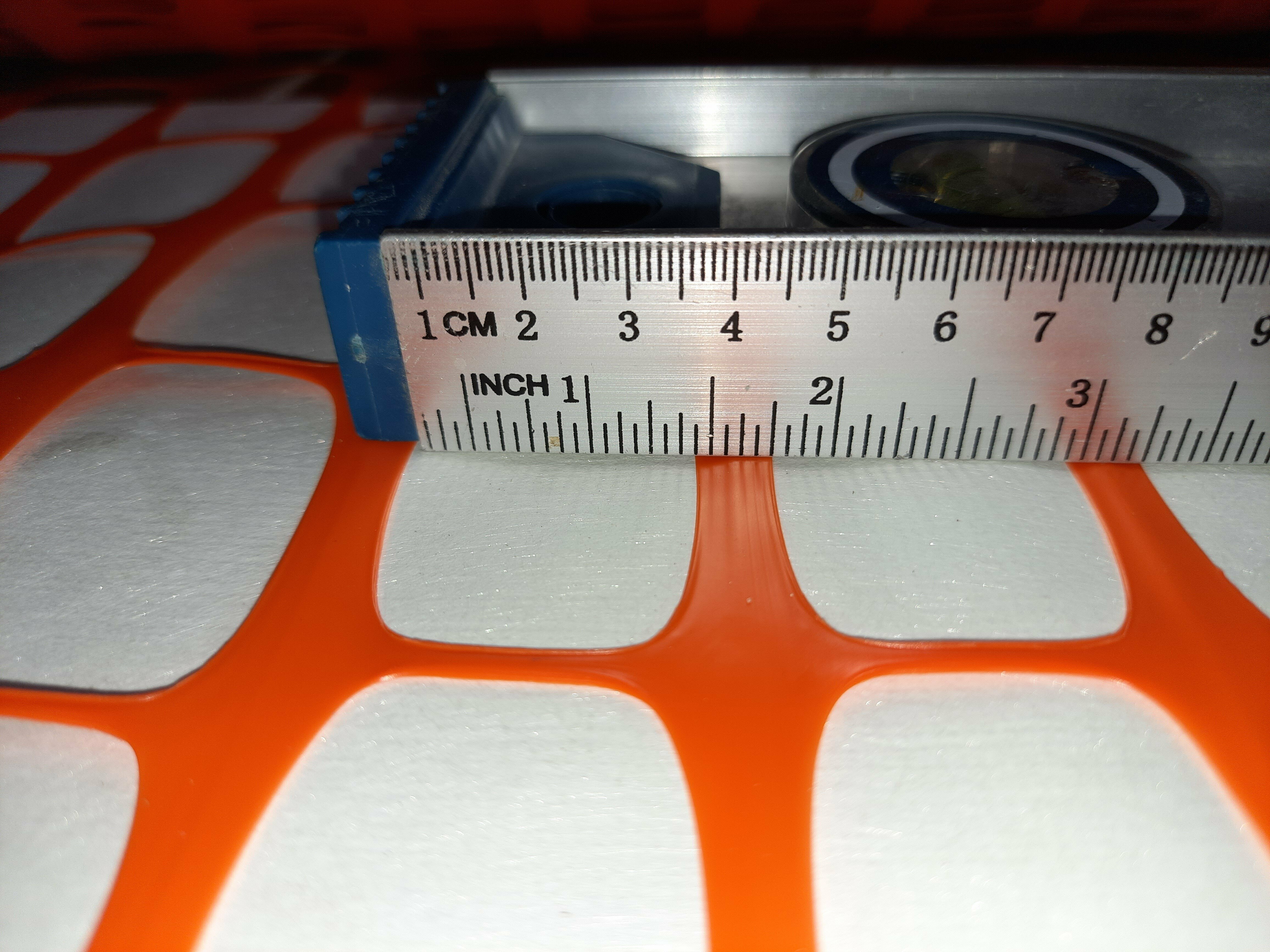 Аварийное ограждение оранжевая сетка из пластика с ячейкой 35х55 размер 1х50 м - фотография № 8