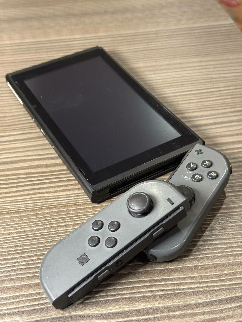 Игровая приставка Nintendo Switch (rev 1) 32 Гб — фото 1