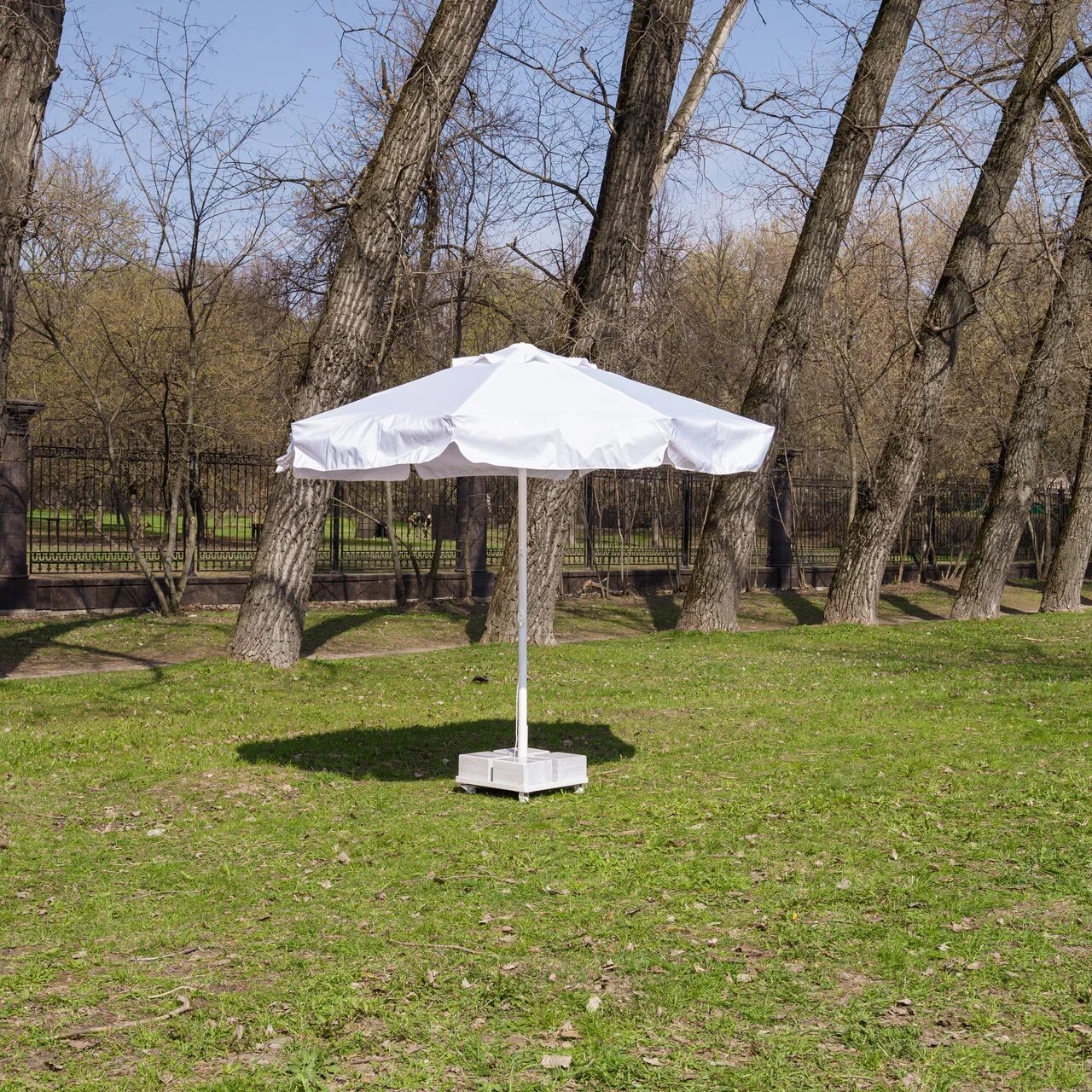 Зонт MISTRAL 300 круглый с воланом (база в комплекте) белый - фотография № 3