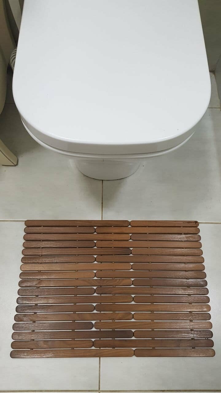 Коврик деревянный 50х35 см (термоясень Премиум) для ванны, душа, бани, сауны, туалета. Влагостойкий, противоскользящий. Термодрево - фотография № 1