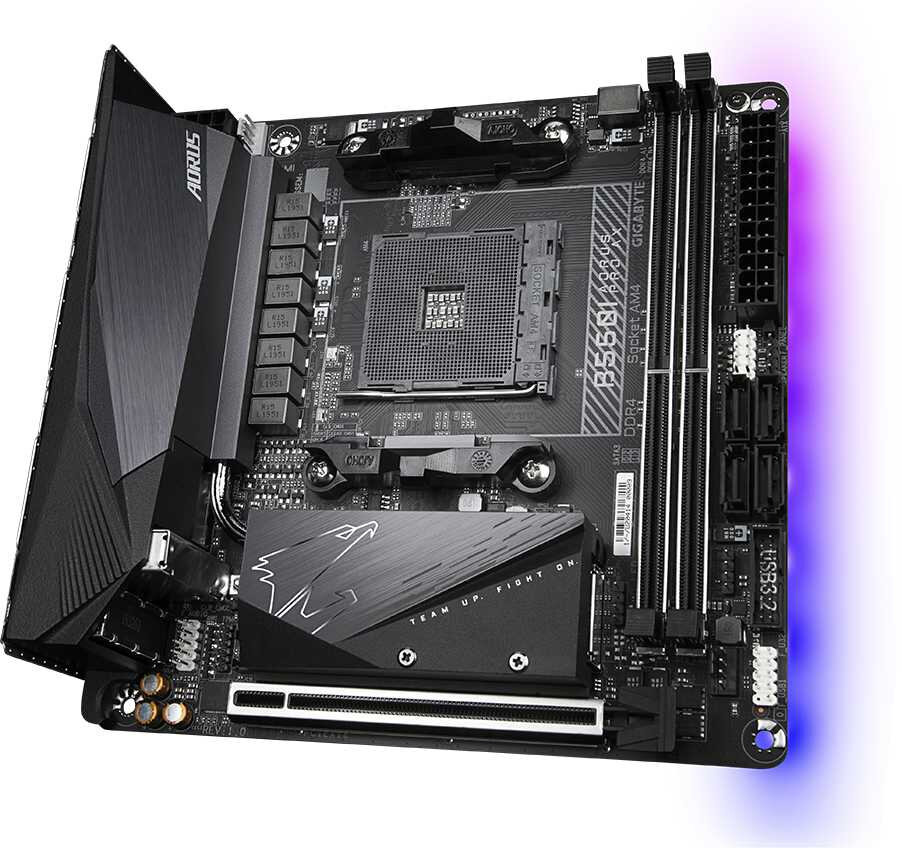 Материнская плата Gigabyte B550I AORUS PRO AX Soc-AM4 AMD B550 2xDDR4 mini-ITX AC`97 8ch(7.1) 2.5Gg