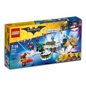 Lego Конструктор LEGO The Batman Movie 70919 Вечеринка Лиги Справедливости