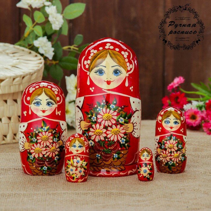 Матрёшка «Флора», красный платок, 5 кукольная, 17 см - фотография № 1