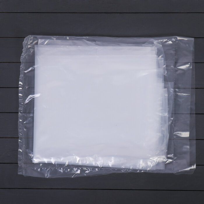 Плёнка полиэтиленовая, толщина 80 мкм, 3 × 10 м, рукав (1,5 м × 2), прозрачная, 1 сорт, Эконом 50 % - фотография № 2