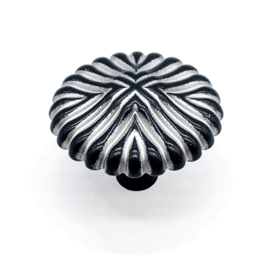Ручка-кнопка королевский черный с серебряной патиной, WMN794