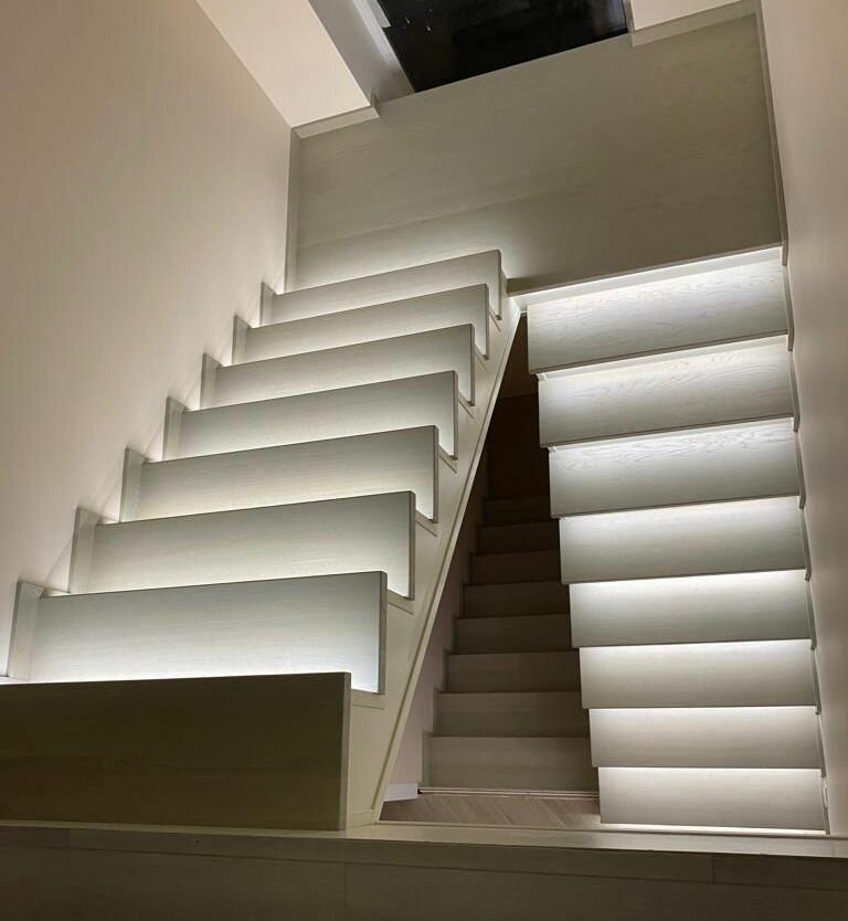 Подсветка лестницы LightFusion серии PRO/24, 12 V до 24 ступеней, " белый - 2" - фотография № 7