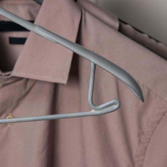 Доляна Вешалка-плечики для одежды Доляна, размер 46-48, антискользящее покрытие, широкие плечики, цвет серый - фотография № 3