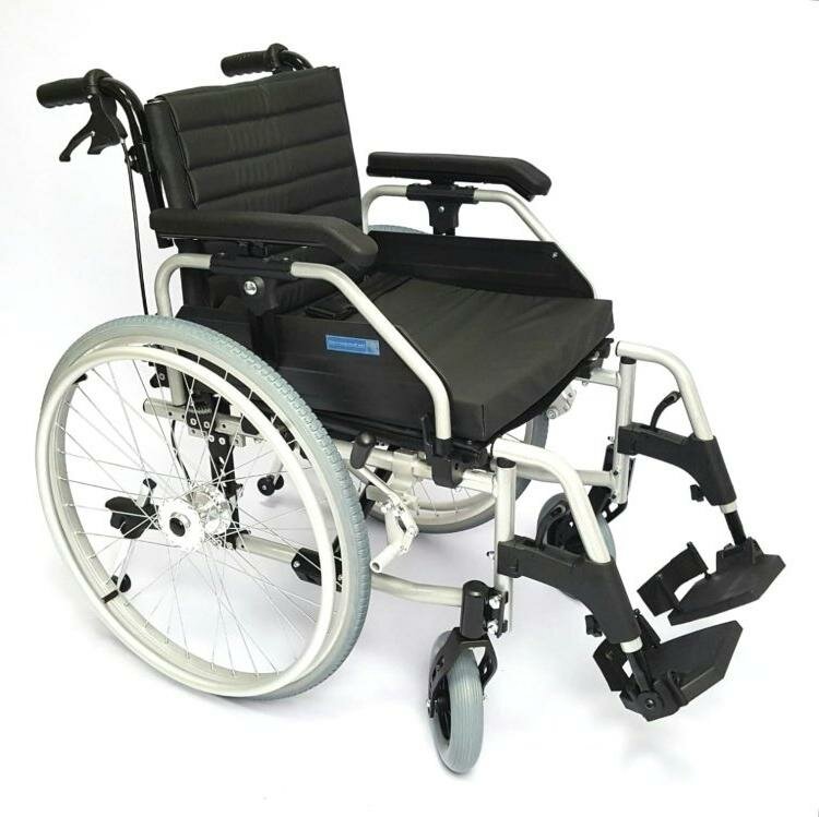 Инвалидная коляска Titan Tommy LY-710-033 45 см