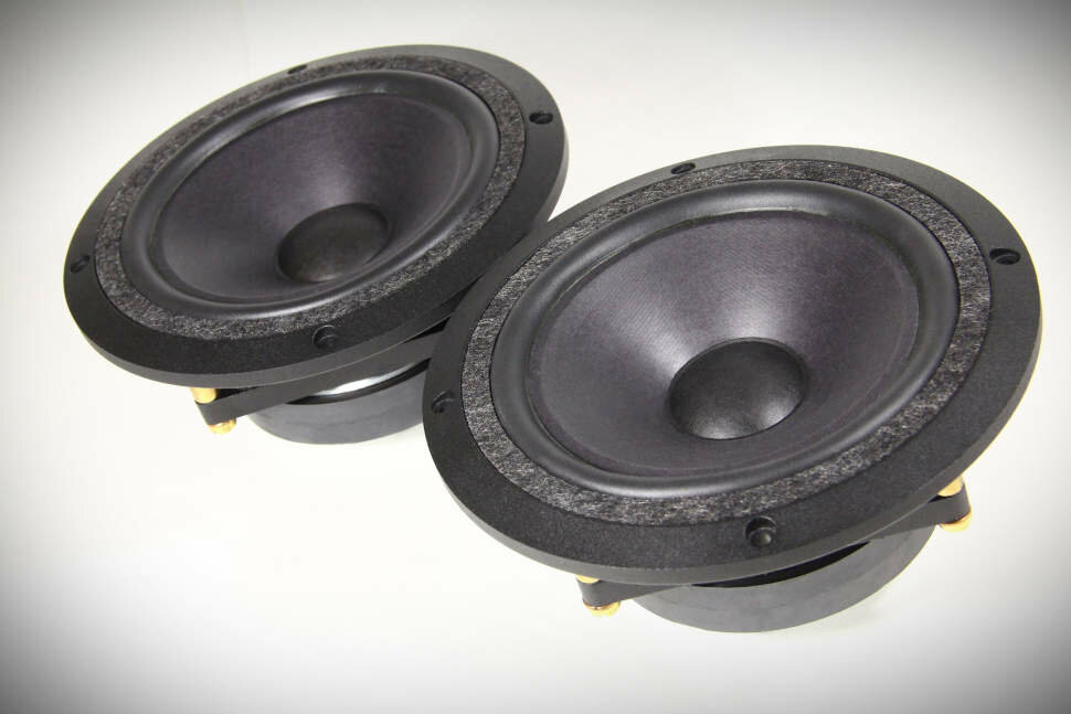 Динамики AMP HPMB-18