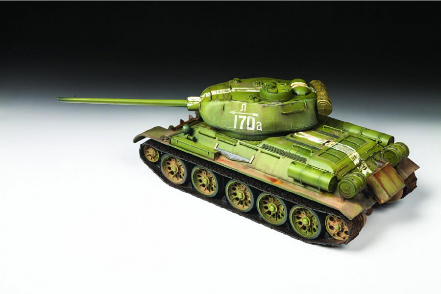 Сборная модель "Советский средний танк "Т-34/85" образ 1944г Подарочный набор с клеем и красками 3687ПН