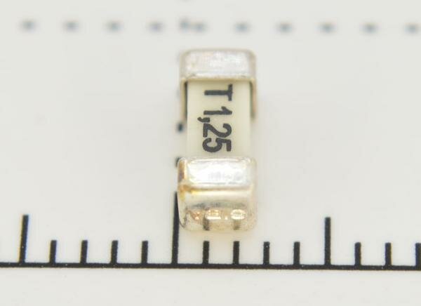 Предохранитель SIBA 158000.1,25, Предохранитель GSMB 1,25A T 125V 2,6x6,1mm, 1шт - фотография № 3