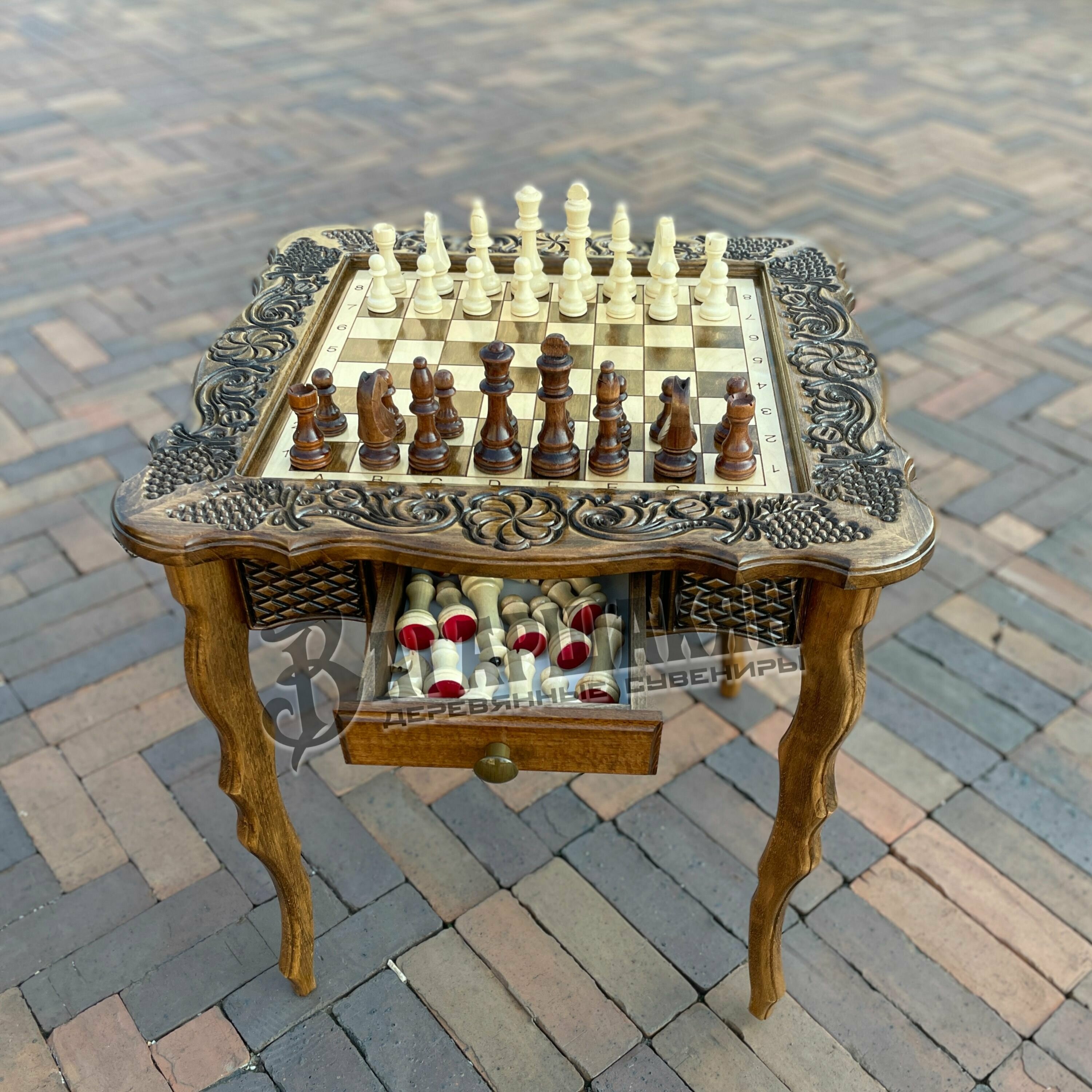 Шахматный столик 60на60 - фотография № 2