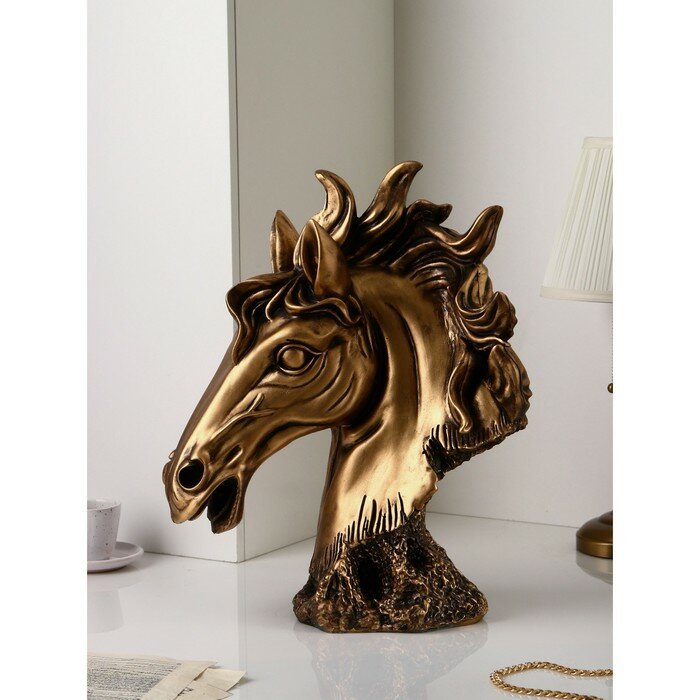 Садовая фигура "Голова коня", полистоун, 51 см, золото, 1 сорт, Иран - фотография № 2