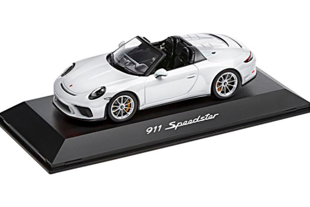 PORSCHE 911 (991-2) SPEEDSTER 2019 WHITE