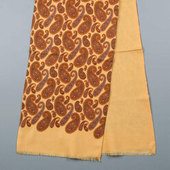 Красивый двойной шарф песочного цвета с узором "огурцы" Club Seta K87SD