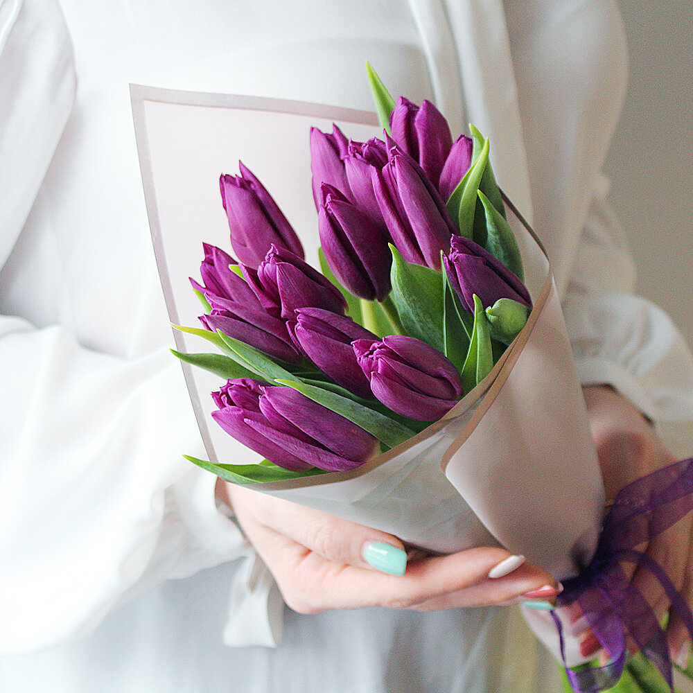 Букет фиолетовых тюльпанов 15 шт Sharonline