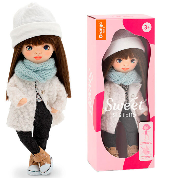 Кукла Sophie в белой шубке 32 Серия: Европейская зима S