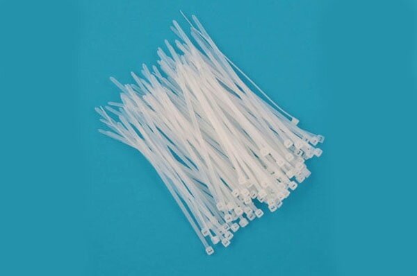Хомут пластиковый Delta НТ 2,5мм*100мм белый цвет (100 шт.в упаковке)