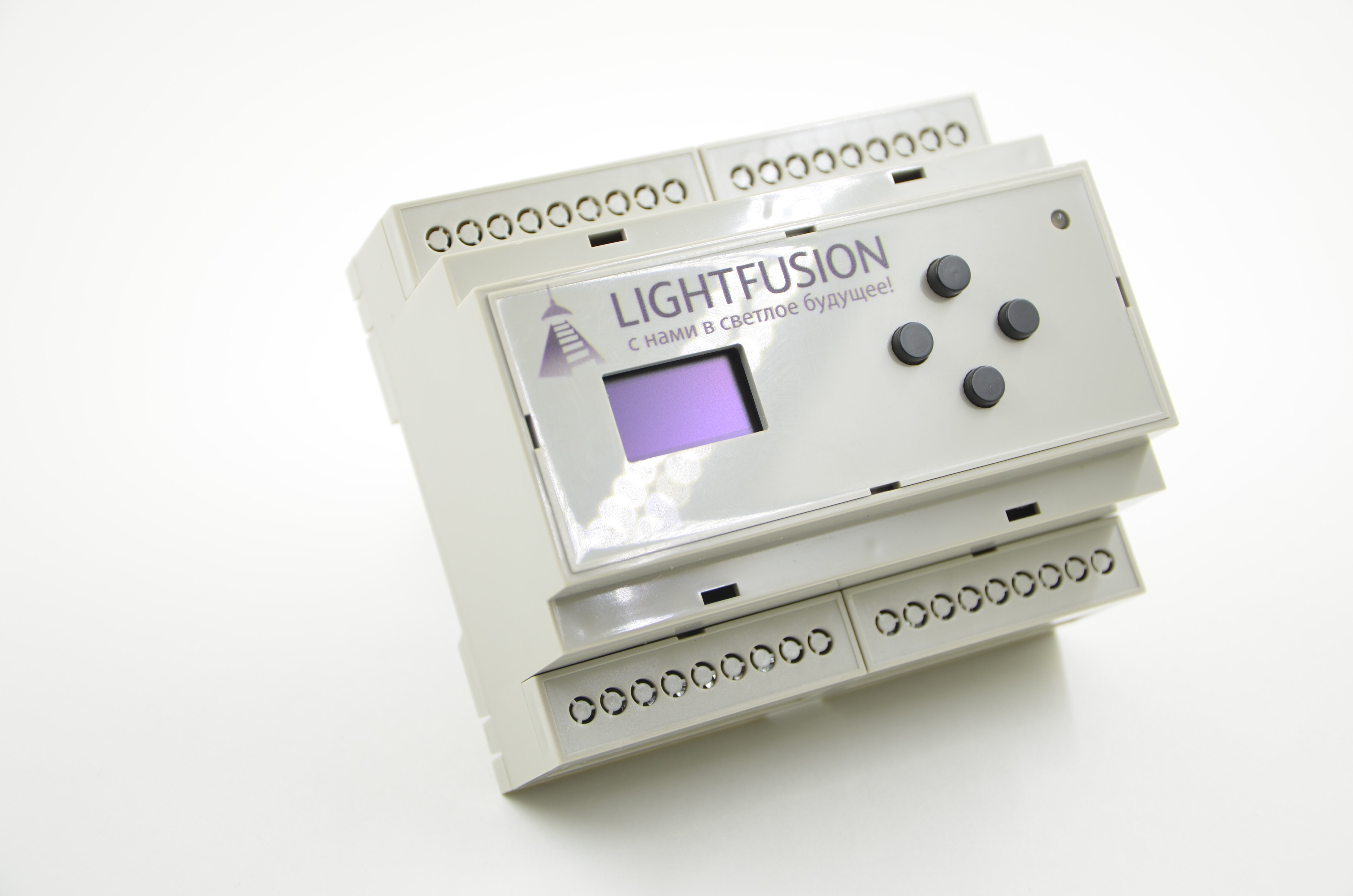 Комплект для автоматической подсветки лестницы LightFusion серии PRO/24, 12 V до 24 ступеней, Schneider Atlas Design мокко - фотография № 3