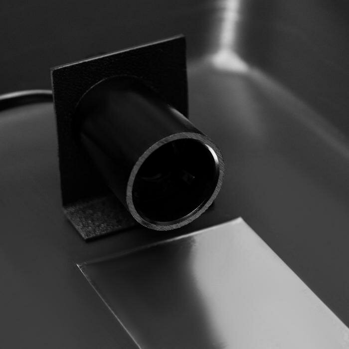 Пижон Аквариум Атолл, прямоугольный с крышкой, 24 литра, 40 х 21 х 29/34 см, чёрный - фотография № 10