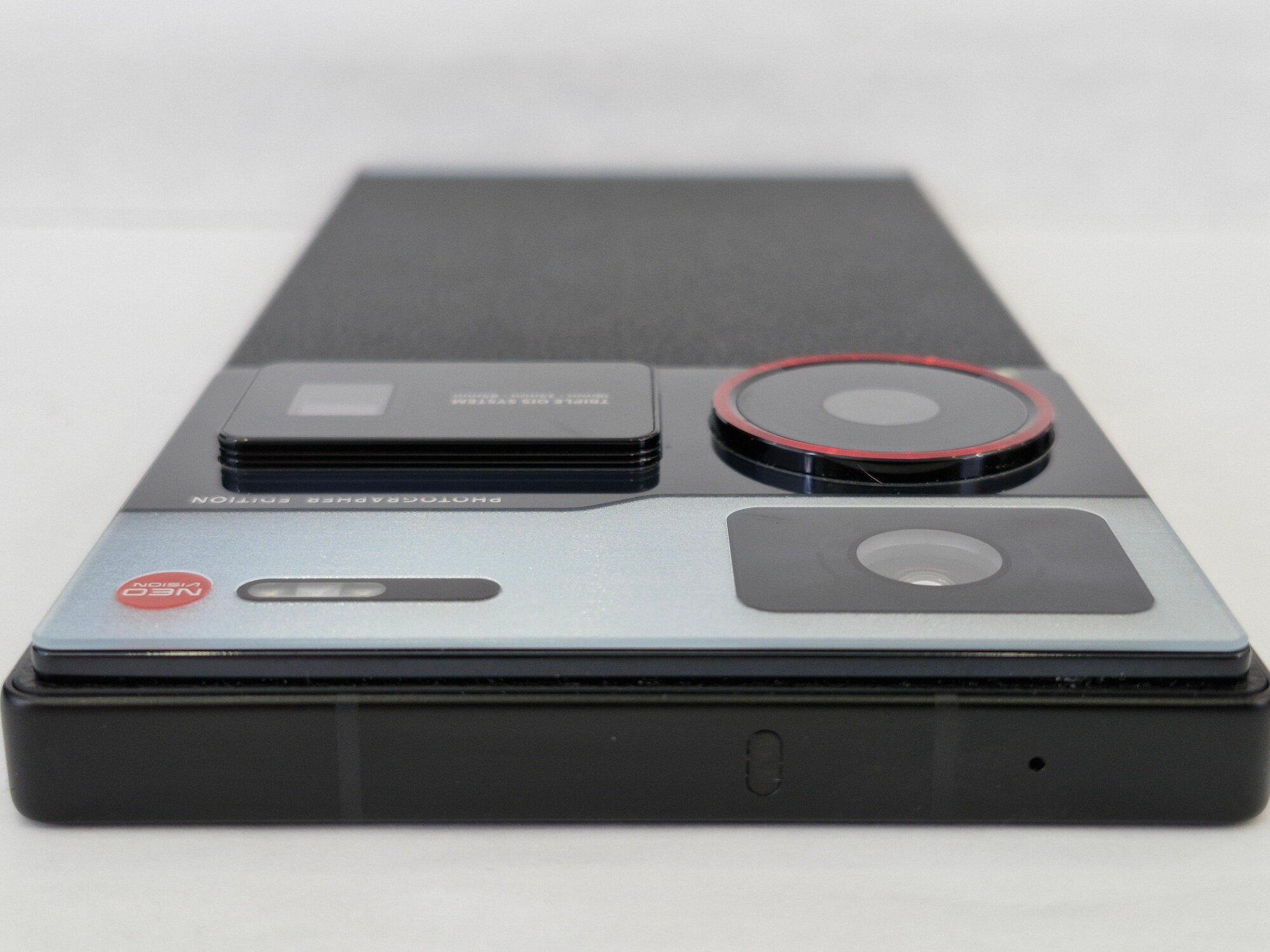 ZTE Nubia Z60 Ultra 16/512Gb Global (Photographer Edition