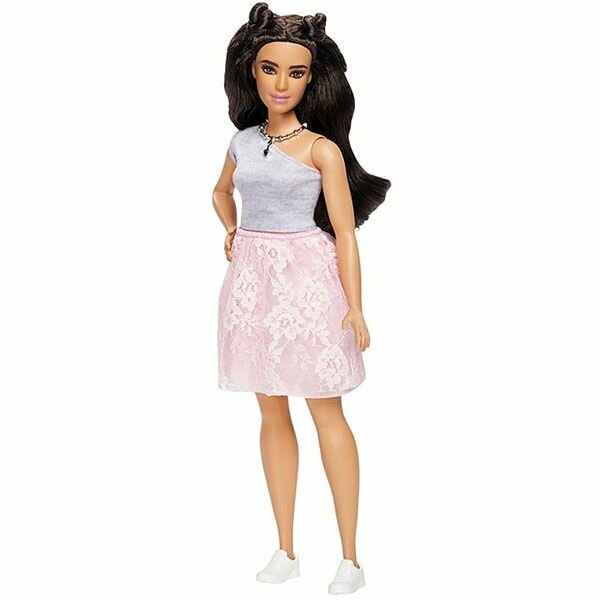 Barbie Куклы из серии Игра с модой, DYY95