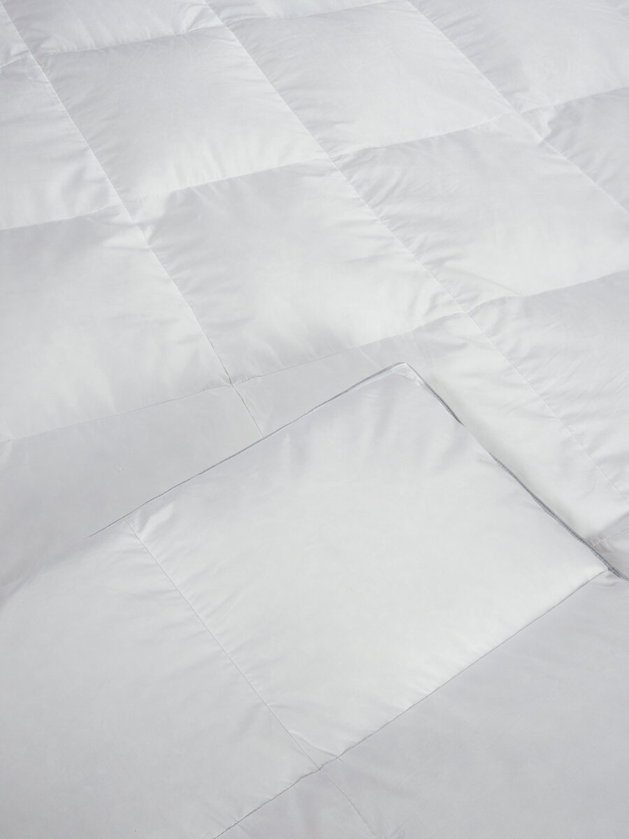 Пуховые одеяла ЗефирТекс Одеяло Royal (140х205 см,) - фотография № 2