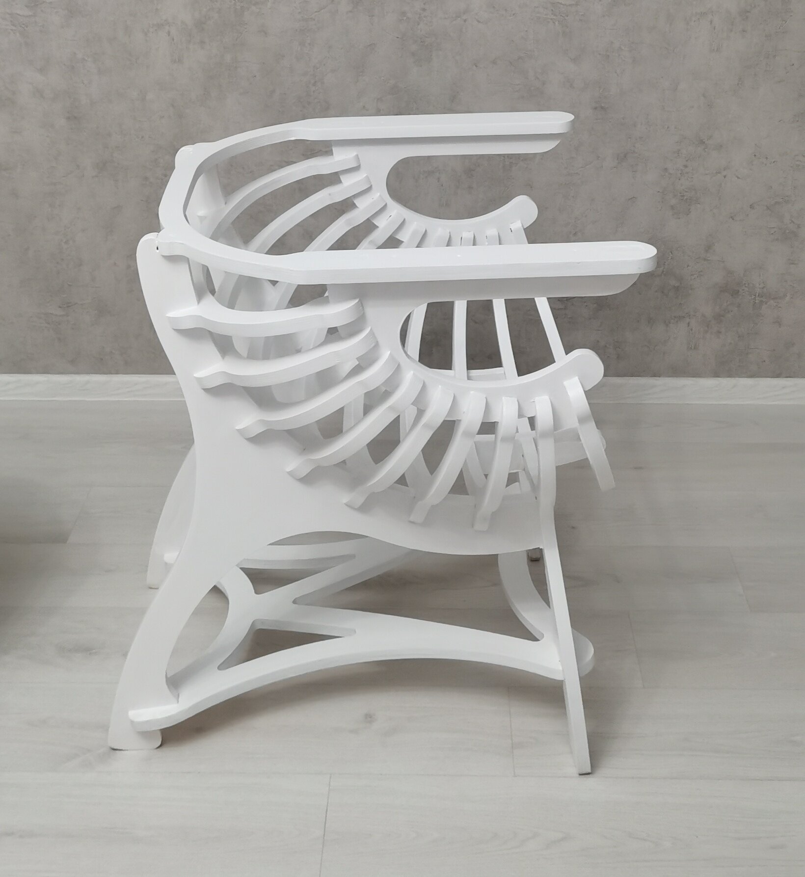 Кресло дизайнерское белое - фотография № 8