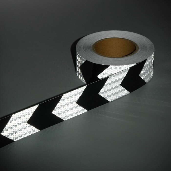 Светоотражающая лента, самоклеящаяся, бело-черная, 5 см х 25 м - фотография № 2